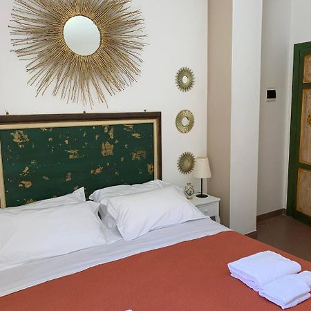 Guest House Le Sibille Таормина Экстерьер фото